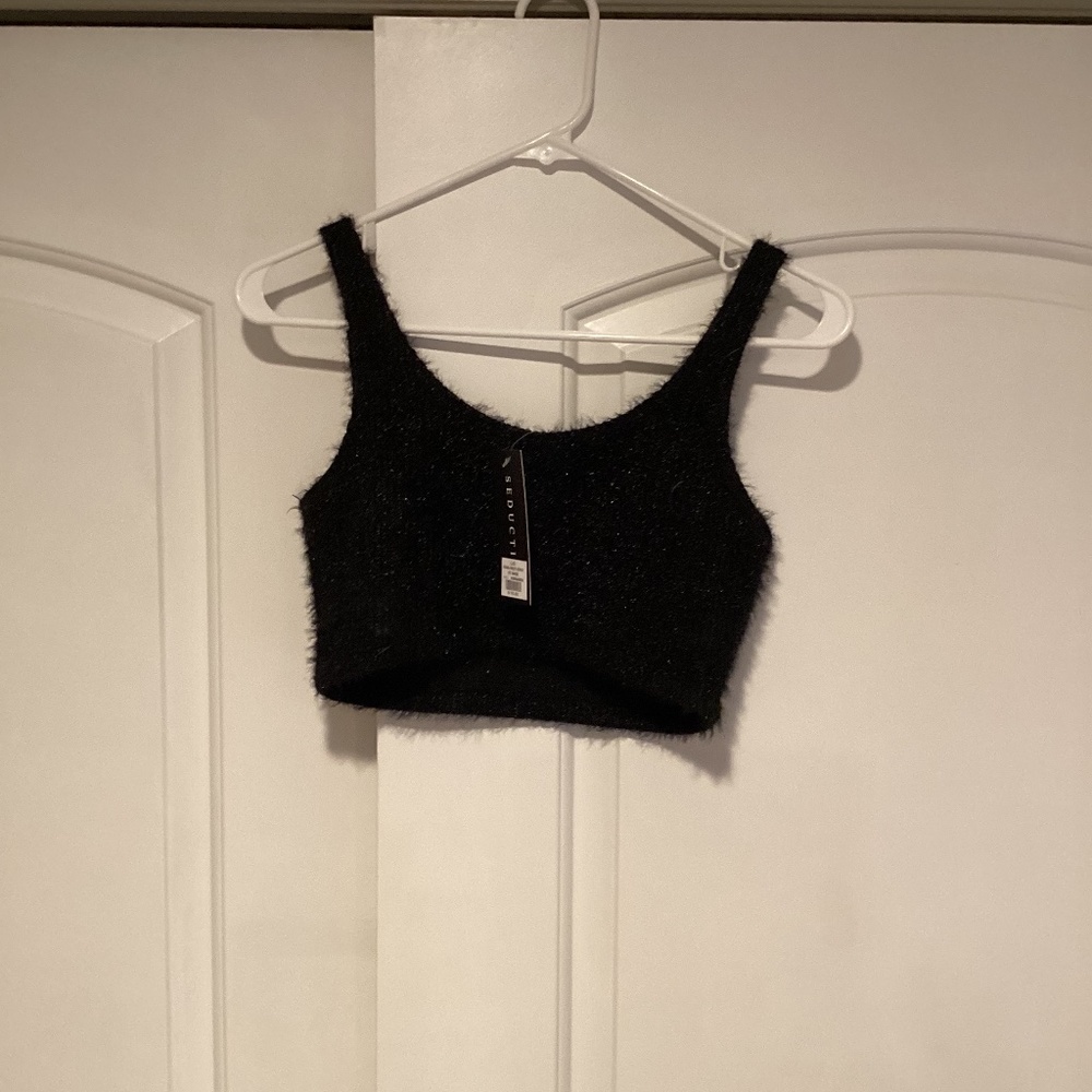 Cute crop top size large in black with shimmer